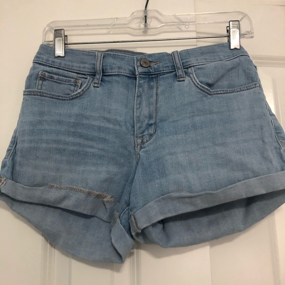 Comfy mid waist Jean shorts